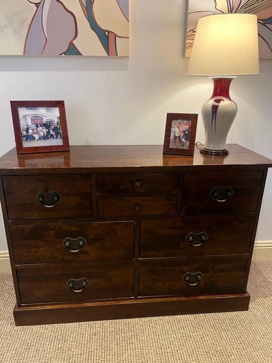 chest of drawers - Image 1