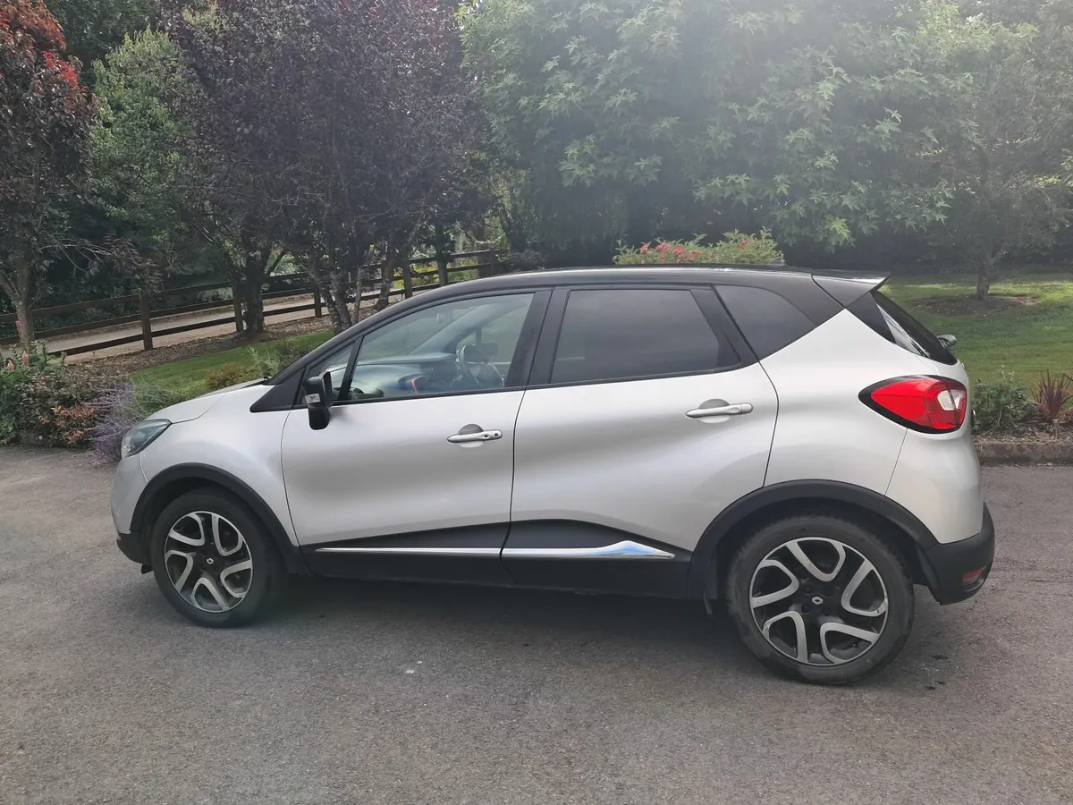 Renault Captur 2015 - Image 1