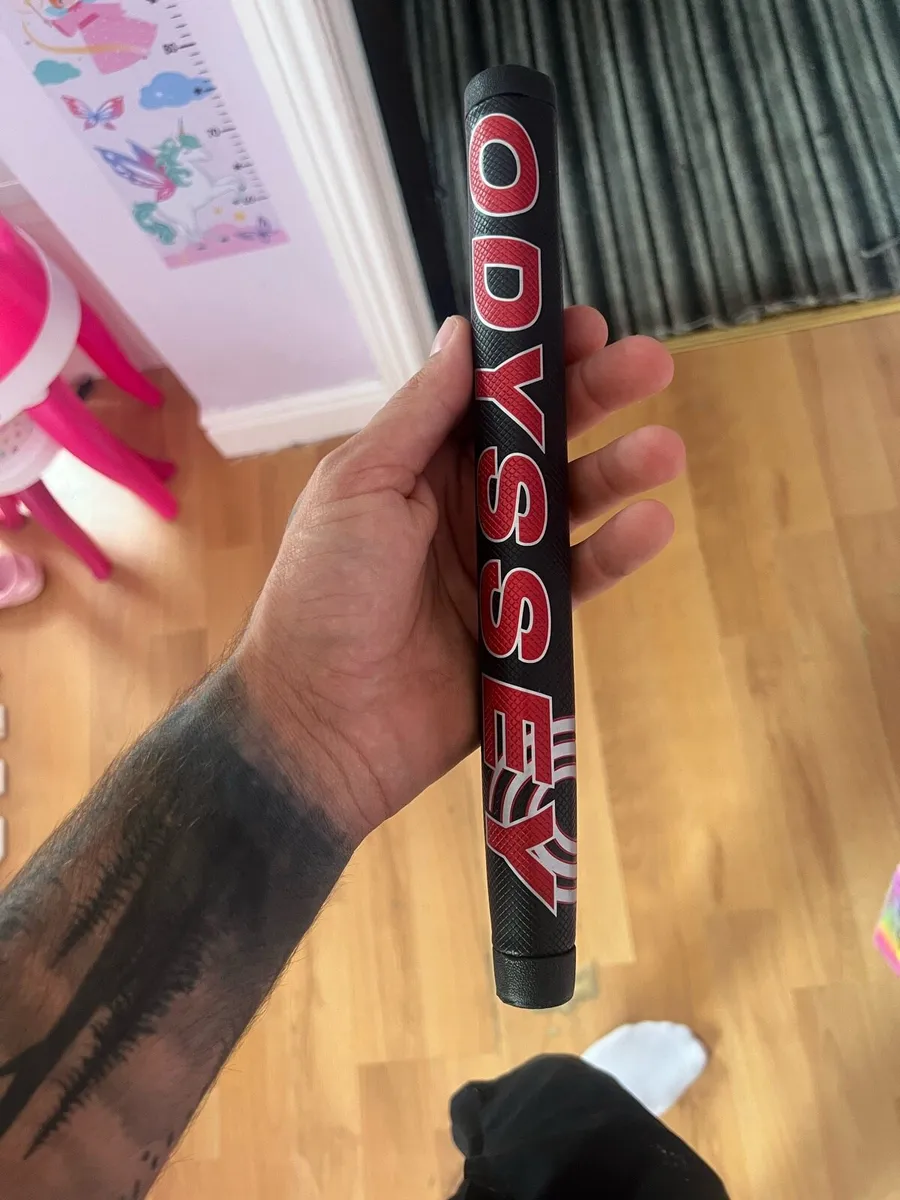 Golf grips + wrench’s - Image 1