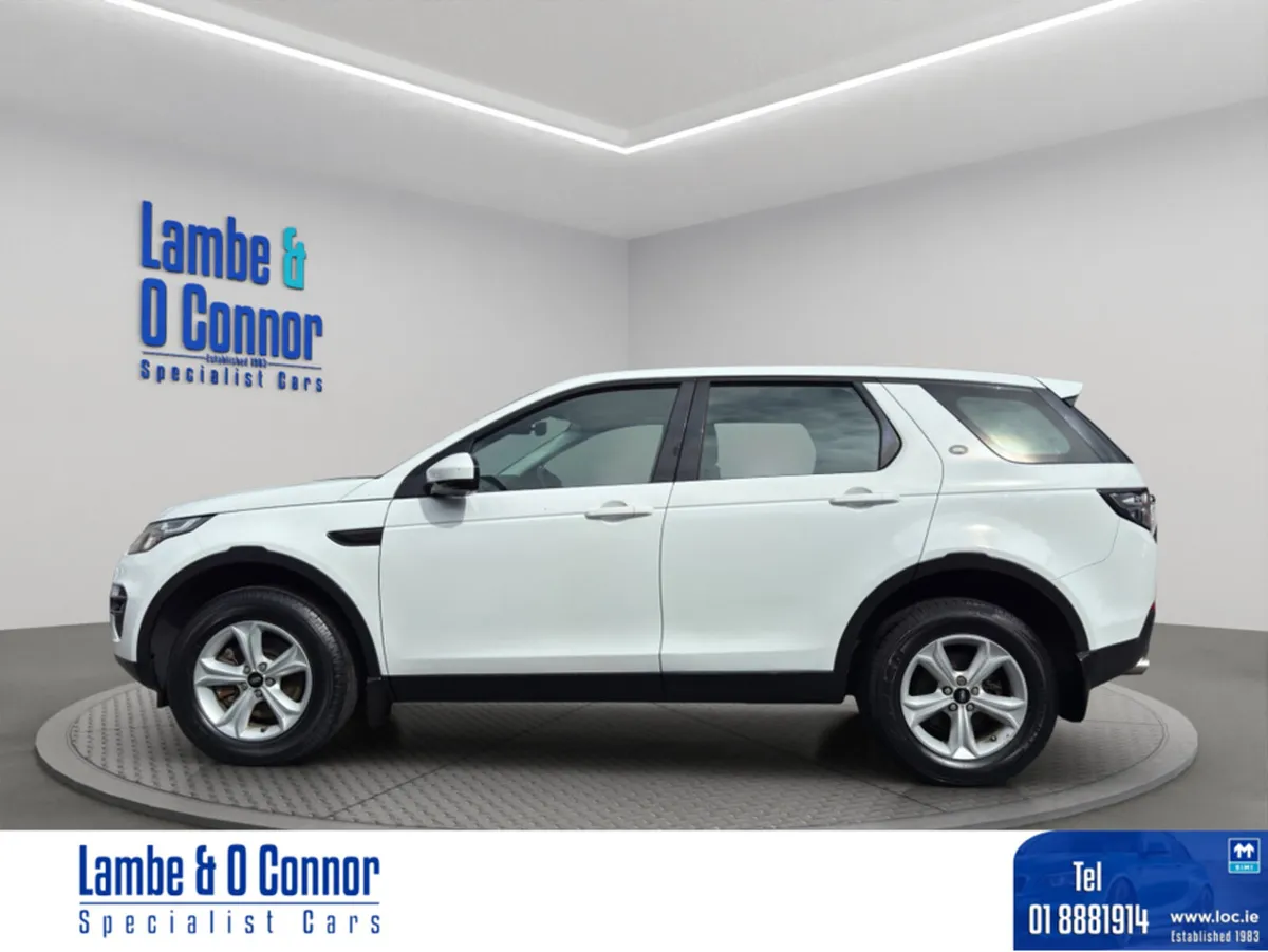 Land Rover Discovery Sport 2.0 TD4 SE  AUTOMATIC * - Image 4