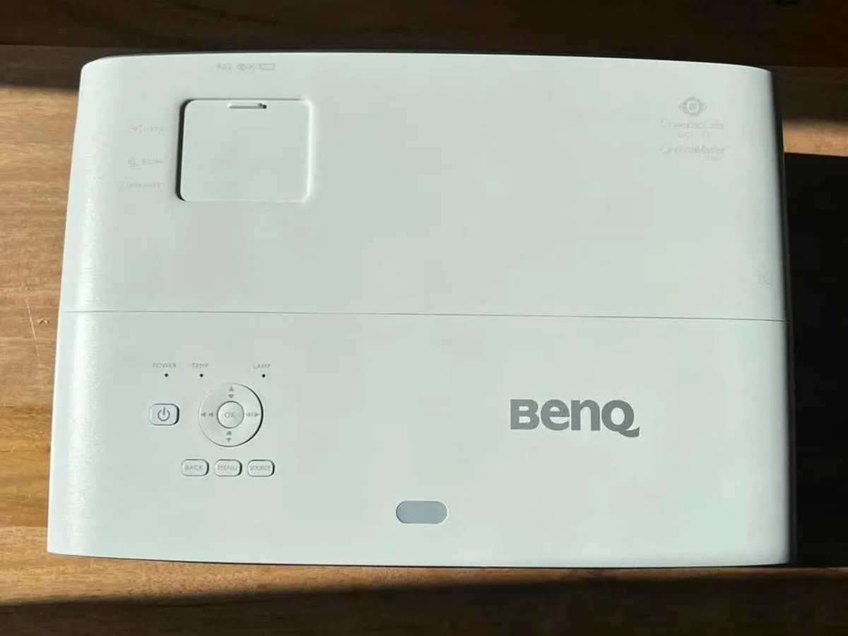 BenQ W2700 2000 Lumens 4k Projector - Image 3