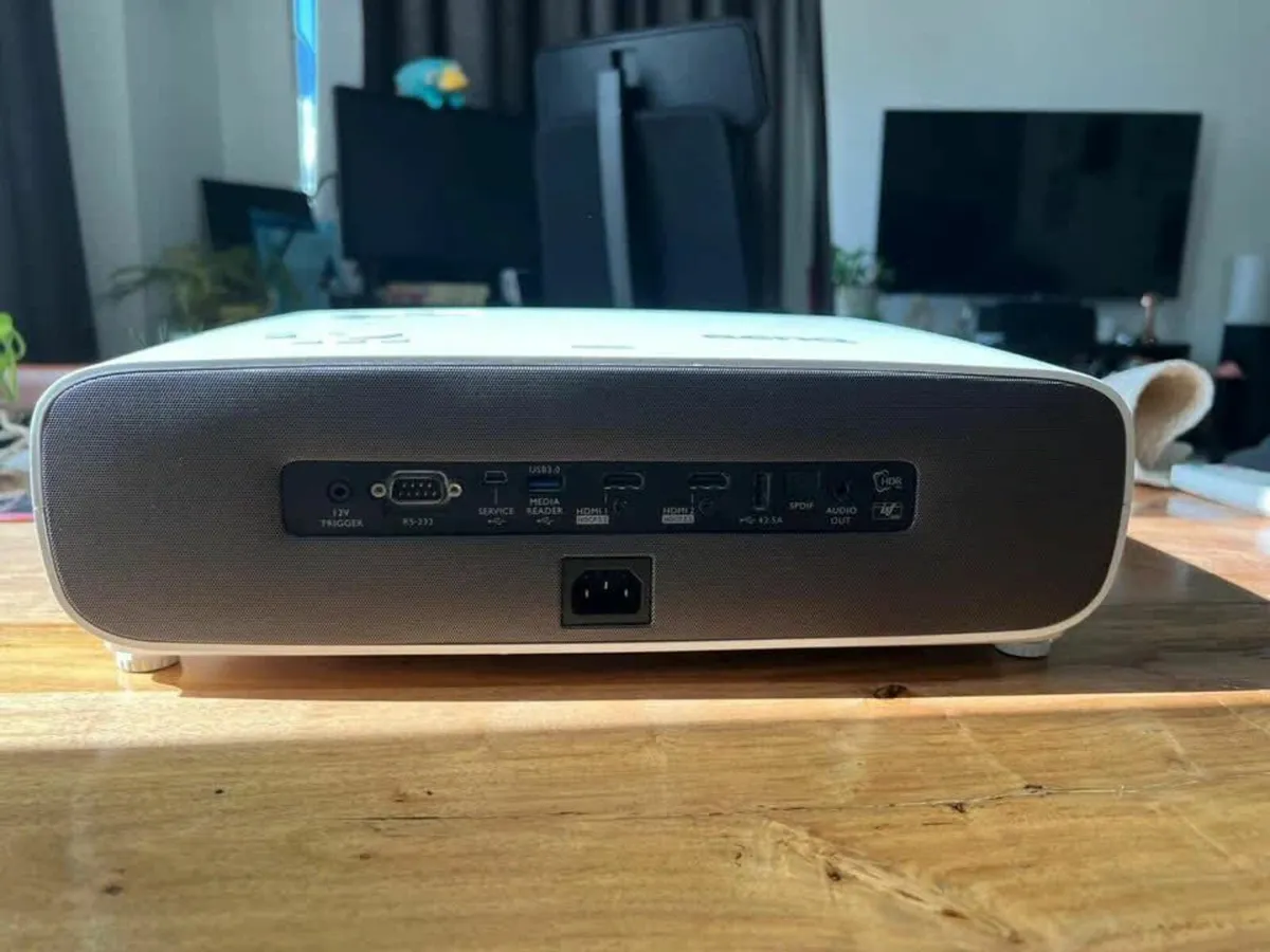 BenQ W2700 2000 Lumens 4k Projector - Image 4