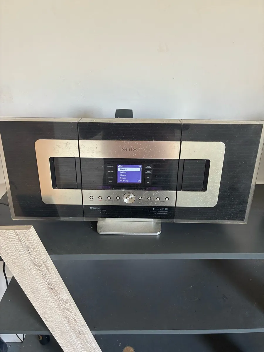 Phillips music system - Image 2
