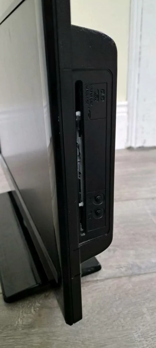 Old Tv - Image 2
