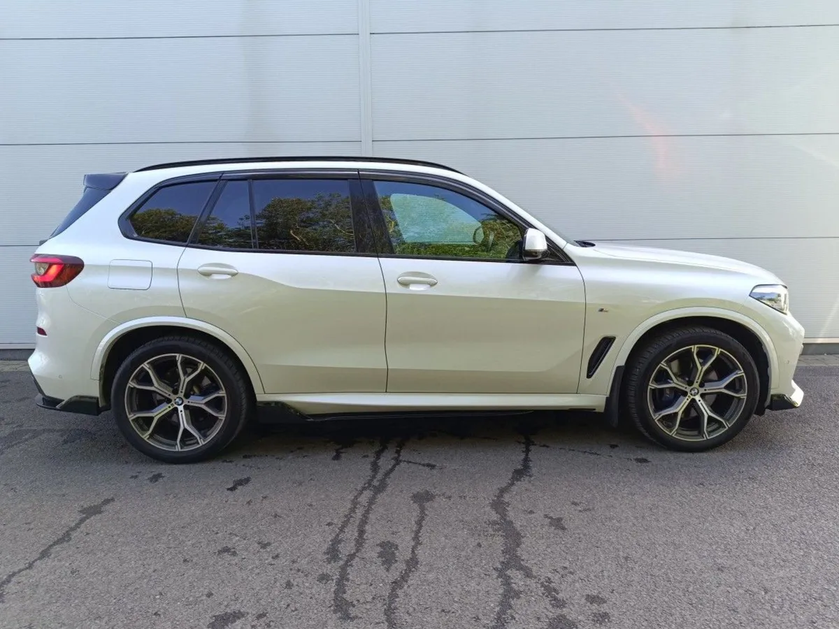 BMW X5 Xdrive30d M Sport Black Edition Styling Ki - Image 2