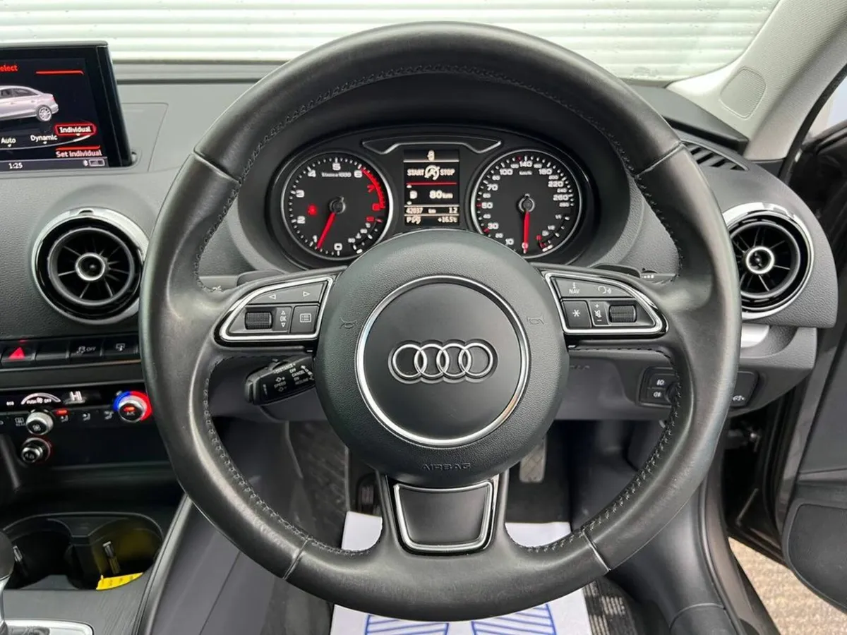 Audi A3 S-LINE PACK 1.4 TFSI AUTO // NEW 19" TTRS - Image 4