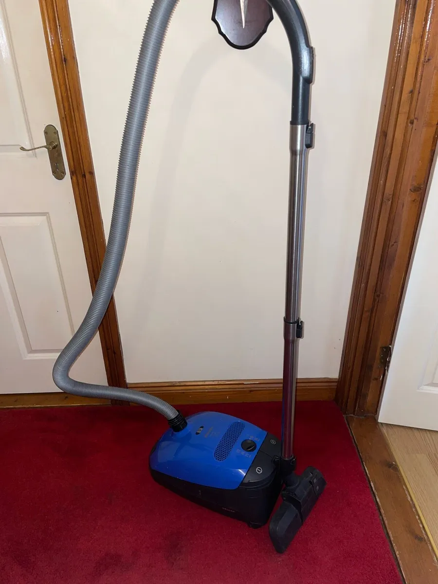 Miele C1 Hoover - Image 3