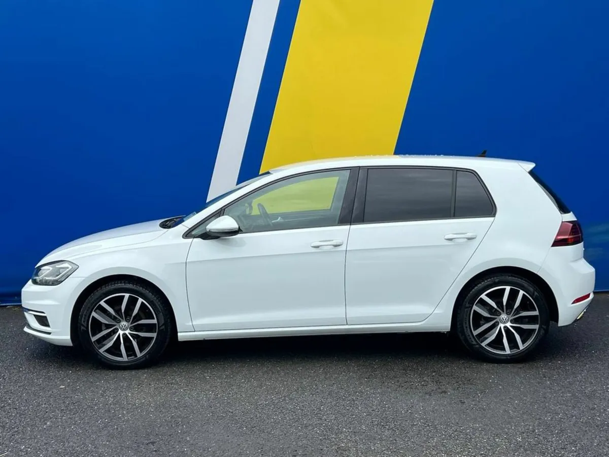 Volkswagen Golf HIGHLINE 1.4 TSI AUTO // SERVICE H - Image 3