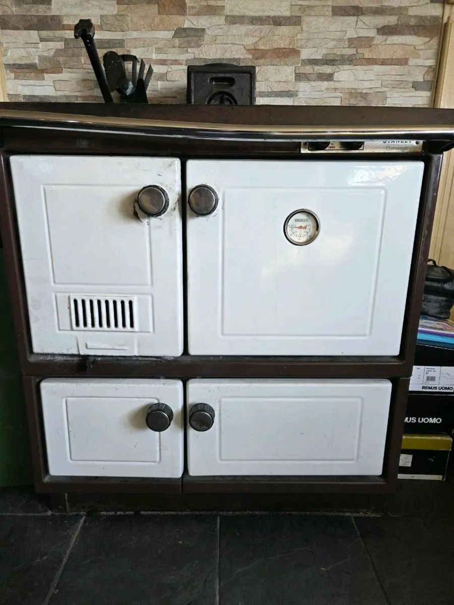 Stanley Comeragh Solid Fuel Range - Image 2