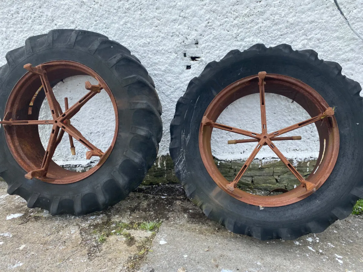 16.9 38 dual wheels - Image 2