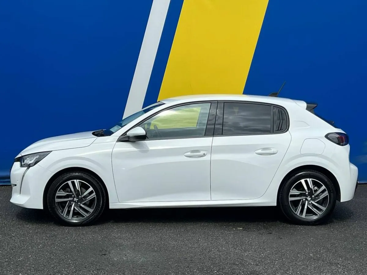 Peugeot 208 ALLURE 1.2 // FULL SERVICE HISTORY // - Image 3