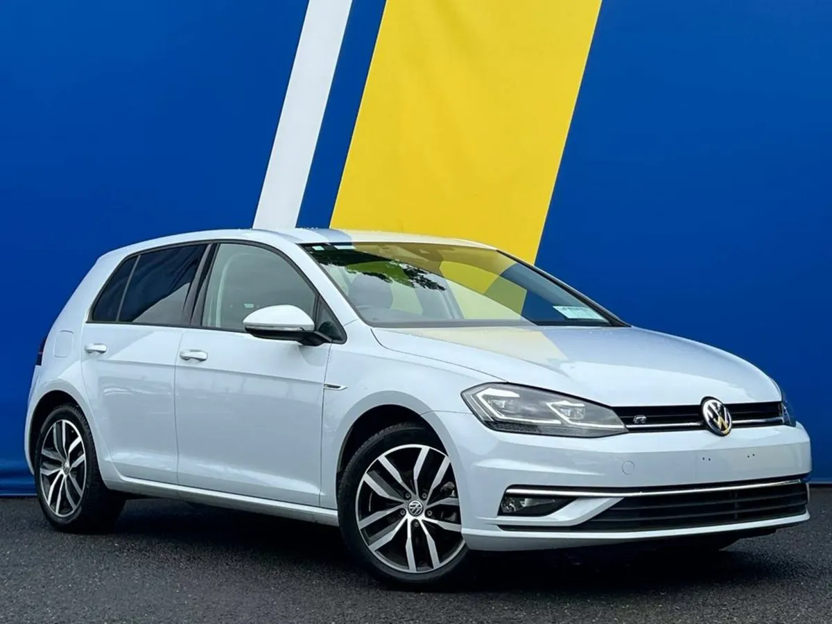 Volkswagen Golf HIGHLINE 1.4 TSI AUTO // SERVICE H - Image 1