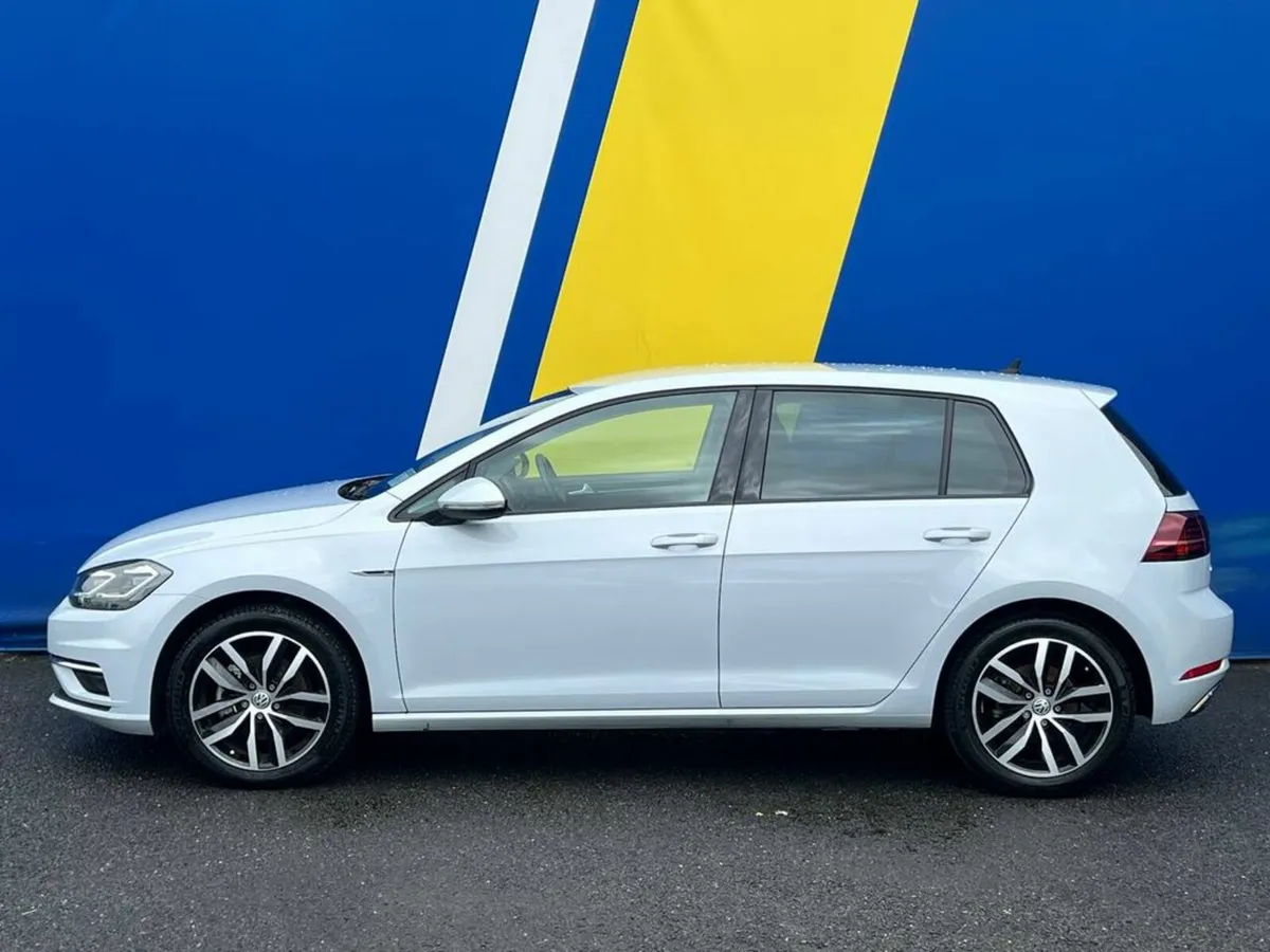 Volkswagen Golf HIGHLINE 1.4 TSI AUTO // SERVICE H - Image 3
