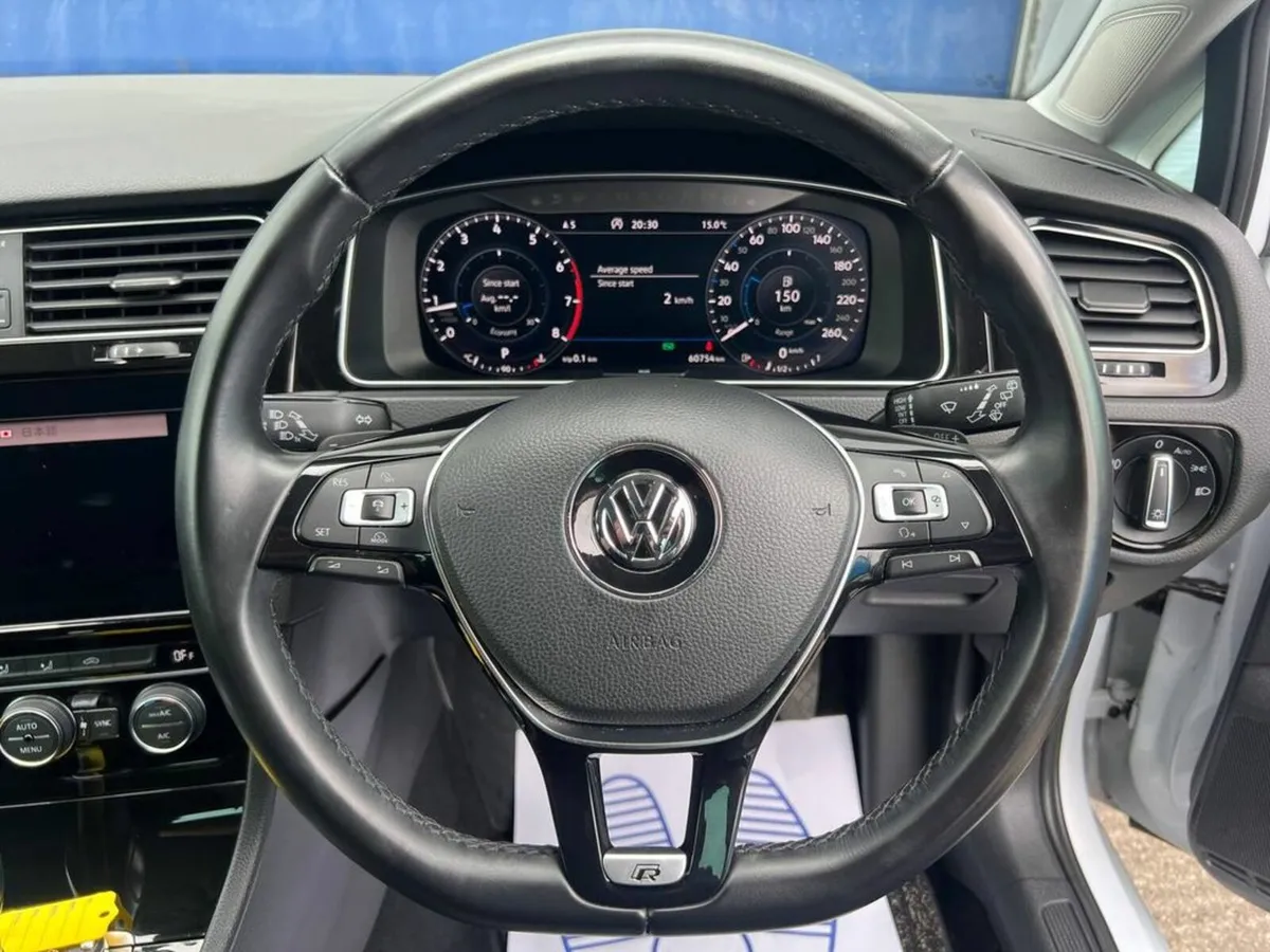 Volkswagen Golf HIGHLINE 1.4 TSI AUTO // SERVICE H - Image 4