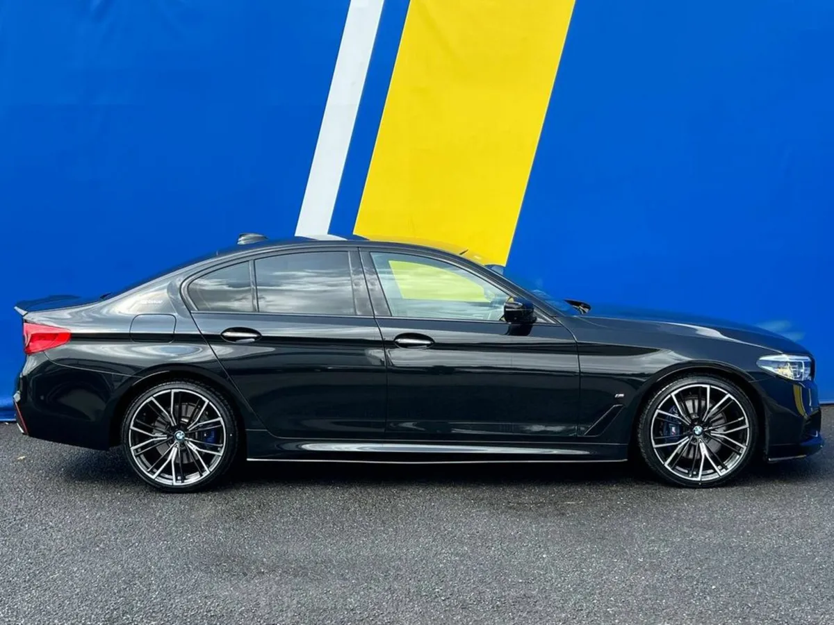 BMW 5-Series 530e M-SPORT COMPETITION 2.0 HYBRID / - Image 2