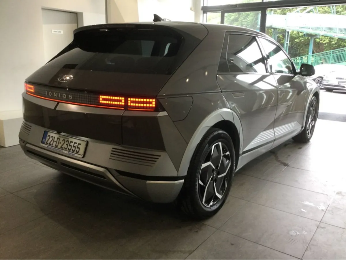 Hyundai Ioniq 5 Premium LE 58 KW - Showroom Condi - Image 2