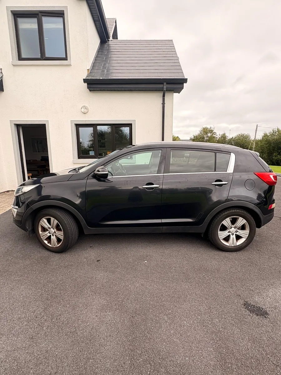 Kia Sportage 2013 - Image 2
