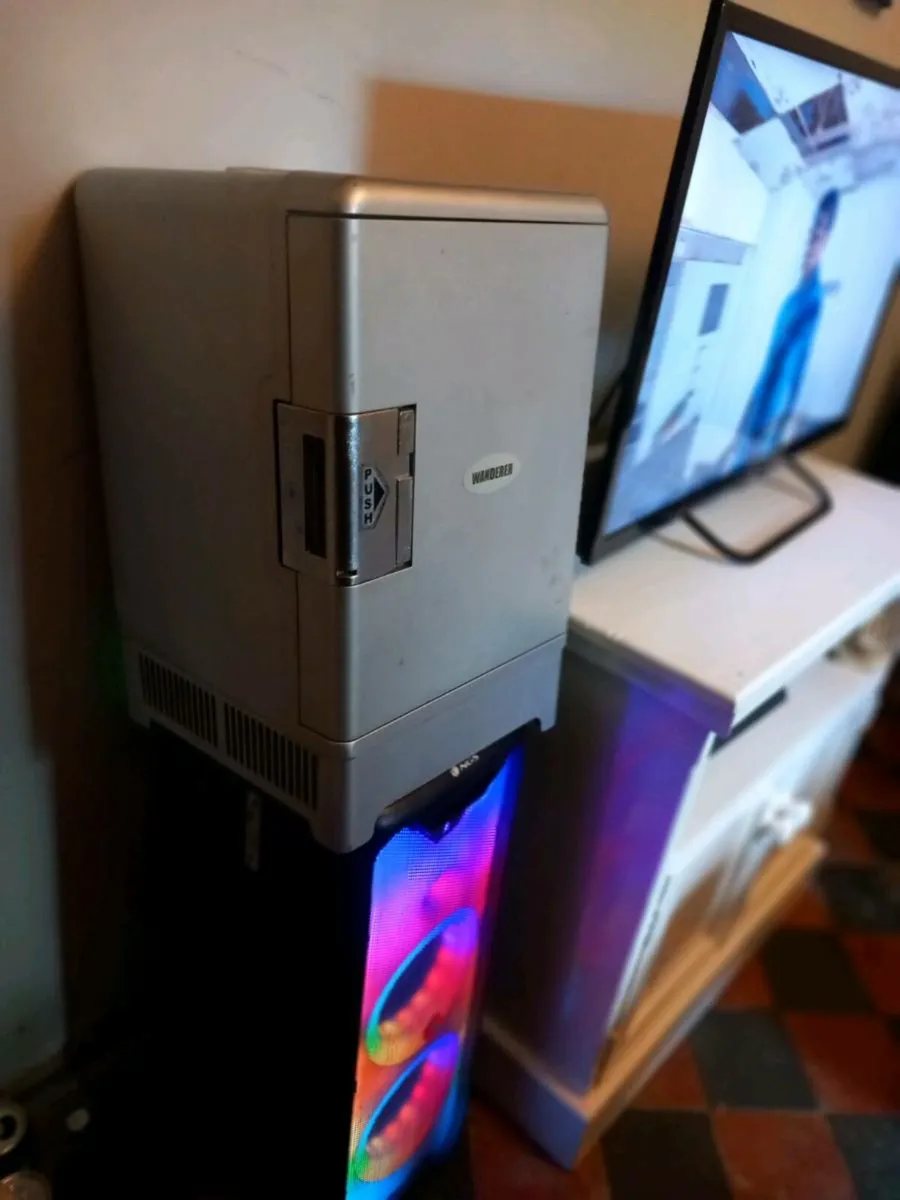 Very cold mini fridge - Image 3