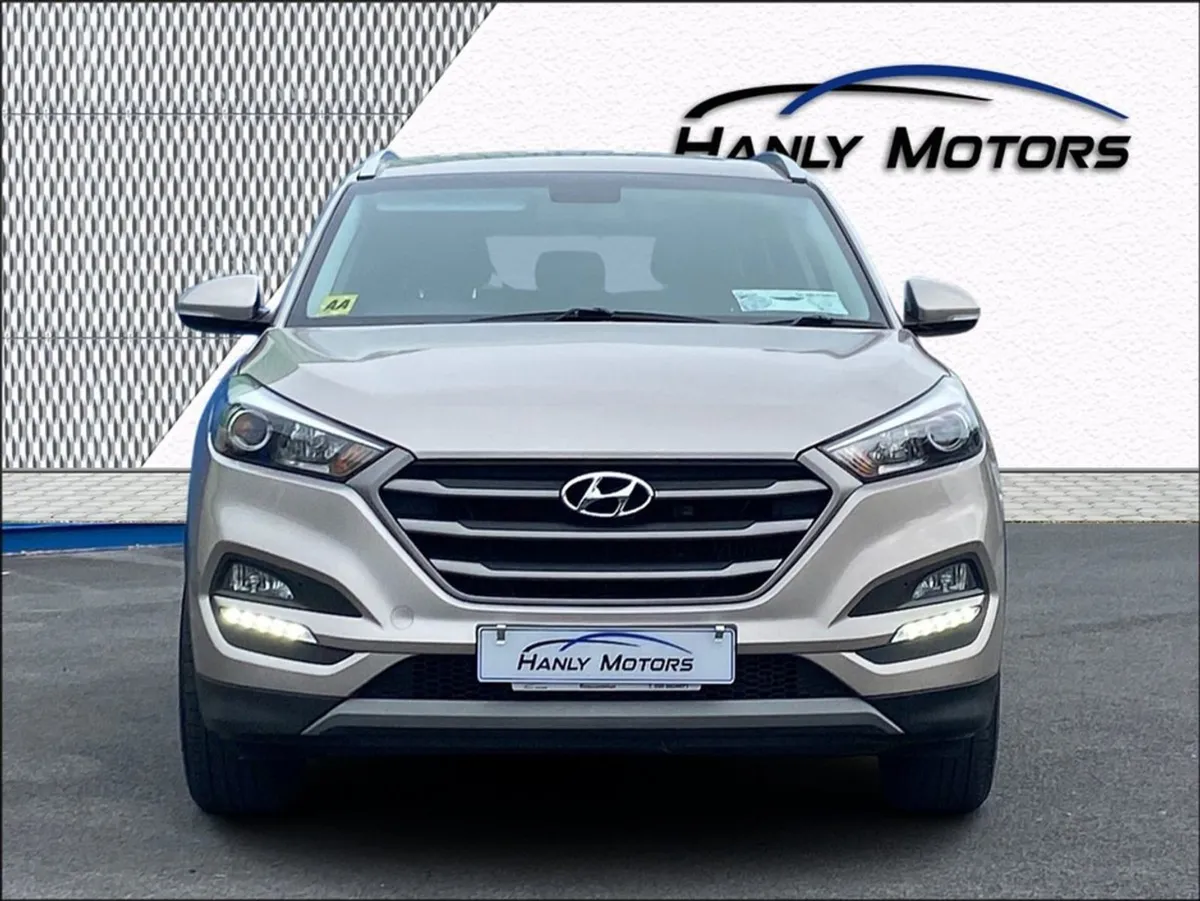 Hyundai Tucson Ix35 Executive 1.7 5DR - Image 2
