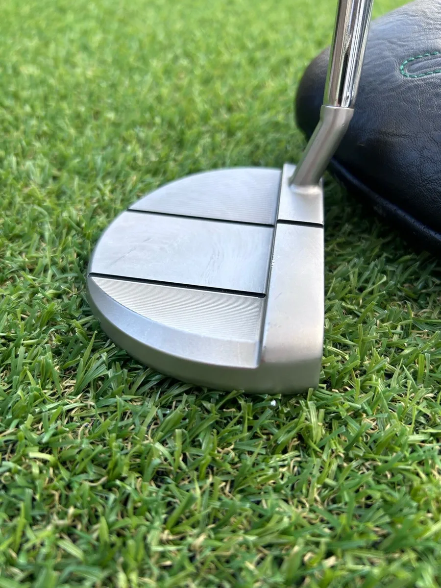 Taylormade TP Reserve M33 Putter - Image 3