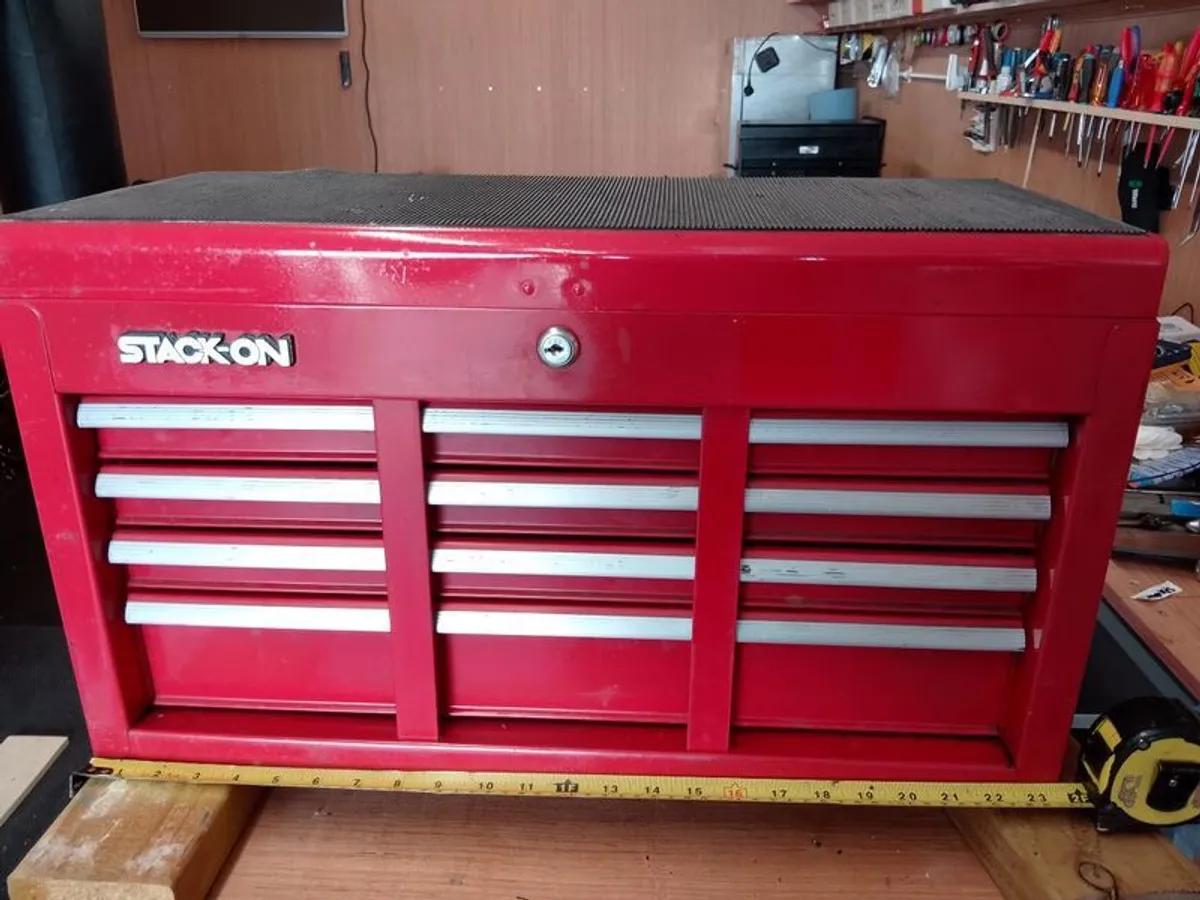 tool chest - Image 1
