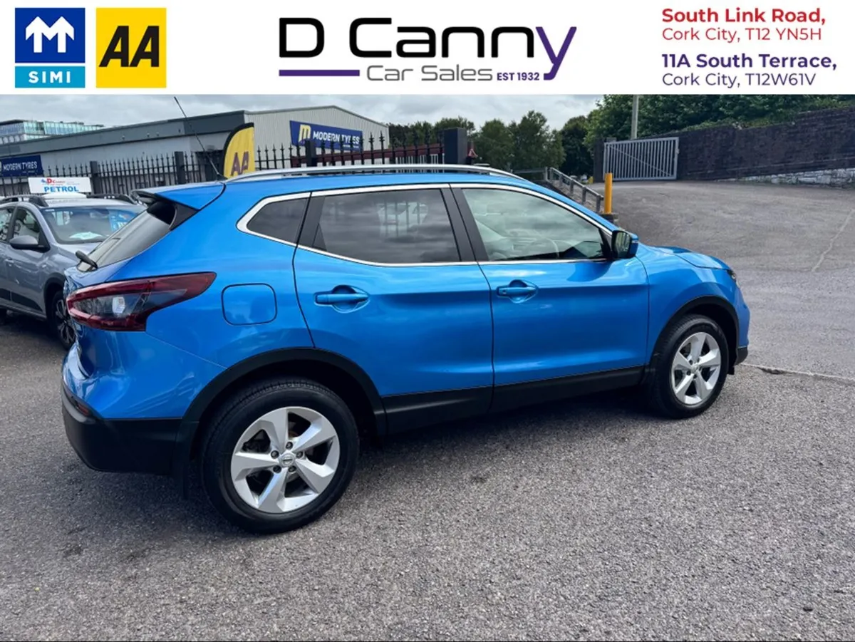 Nissan QASHQAI 1.3 PET SE 5DR - Image 4