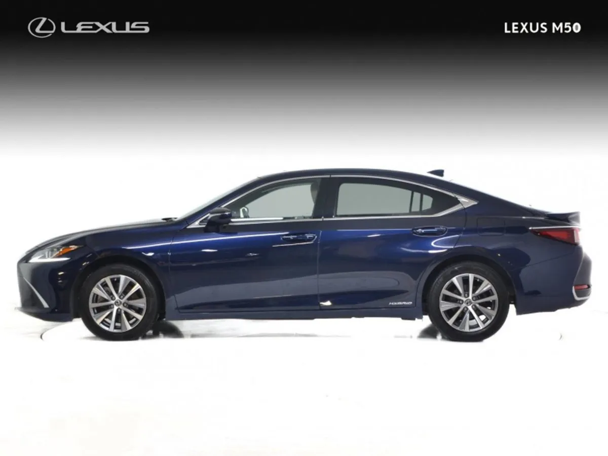 Lexus ES 300h Executive - Image 4