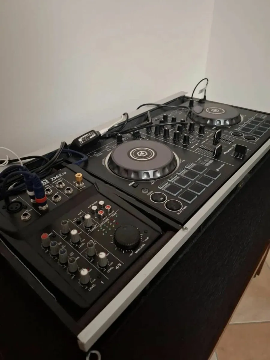 Pioneer Dj Console + Mixer - Image 1