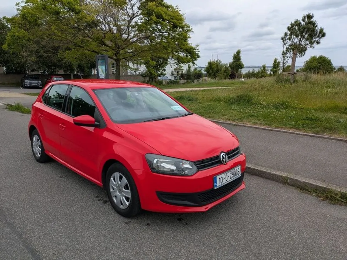 2010 Volkswagen Polo - Image 1