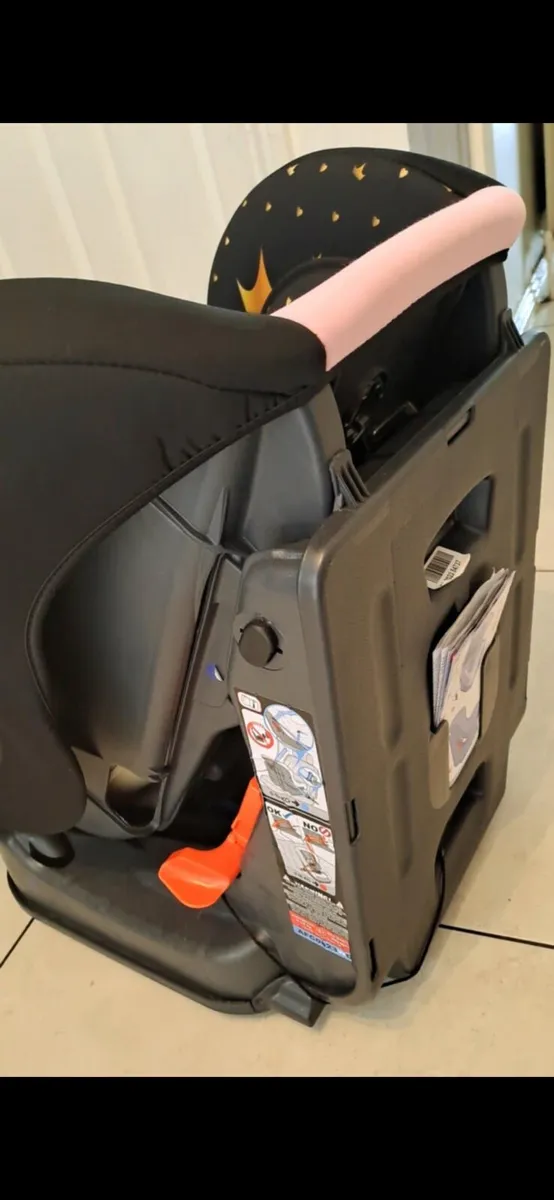 Disney Princess Car seat - Image 3