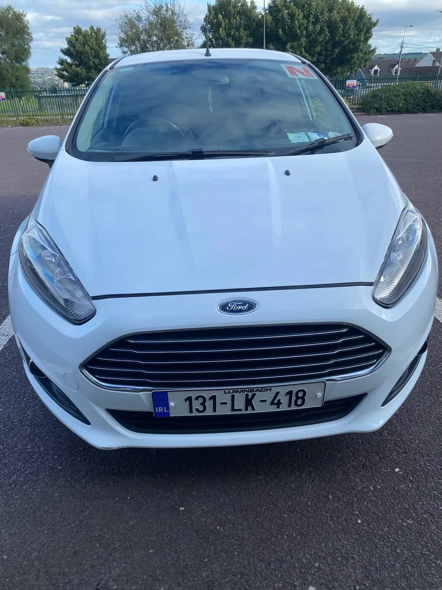 Ford Fiesta 2013 - Image 2