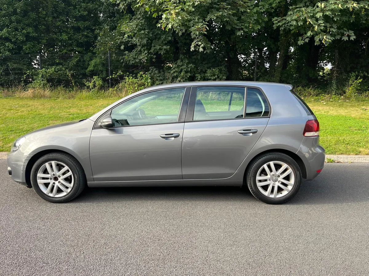 Volkswagen Golf 2009 AUTOMATIC ( NCT 05/26) - Image 4
