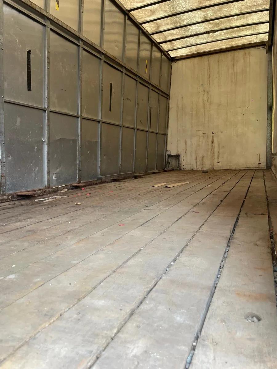 Curtain sider - Image 2