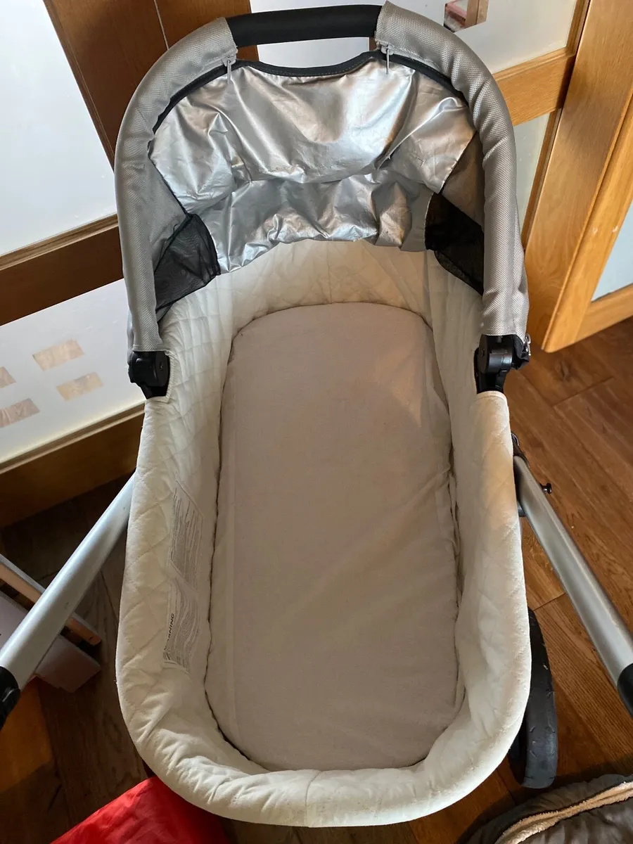Baby buggy, cot, playpen - Image 2