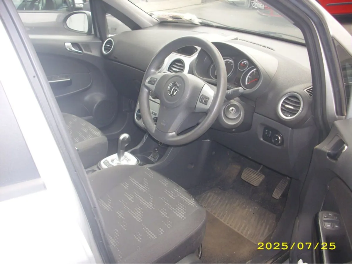 Vauxhall Corsa 1.2 Exclusive AIR Conditioning Eas - Image 3