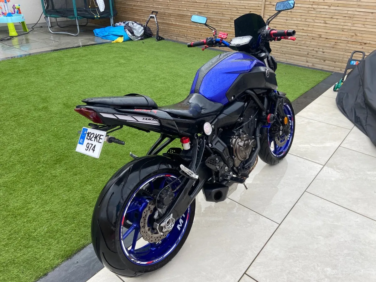Yamaha MT 07 - Image 3