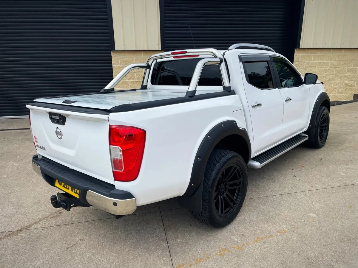 2020 NISSAN NAVARA 2.3 DCI TEKNA AUTO - Image 2