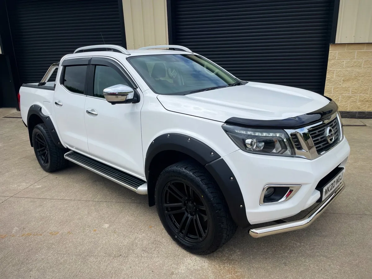 2020 NISSAN NAVARA 2.3 DCI TEKNA AUTO - Image 3