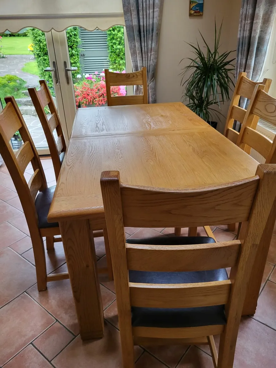 Dining/Kitchen Table and 6 Chairs - Image 1