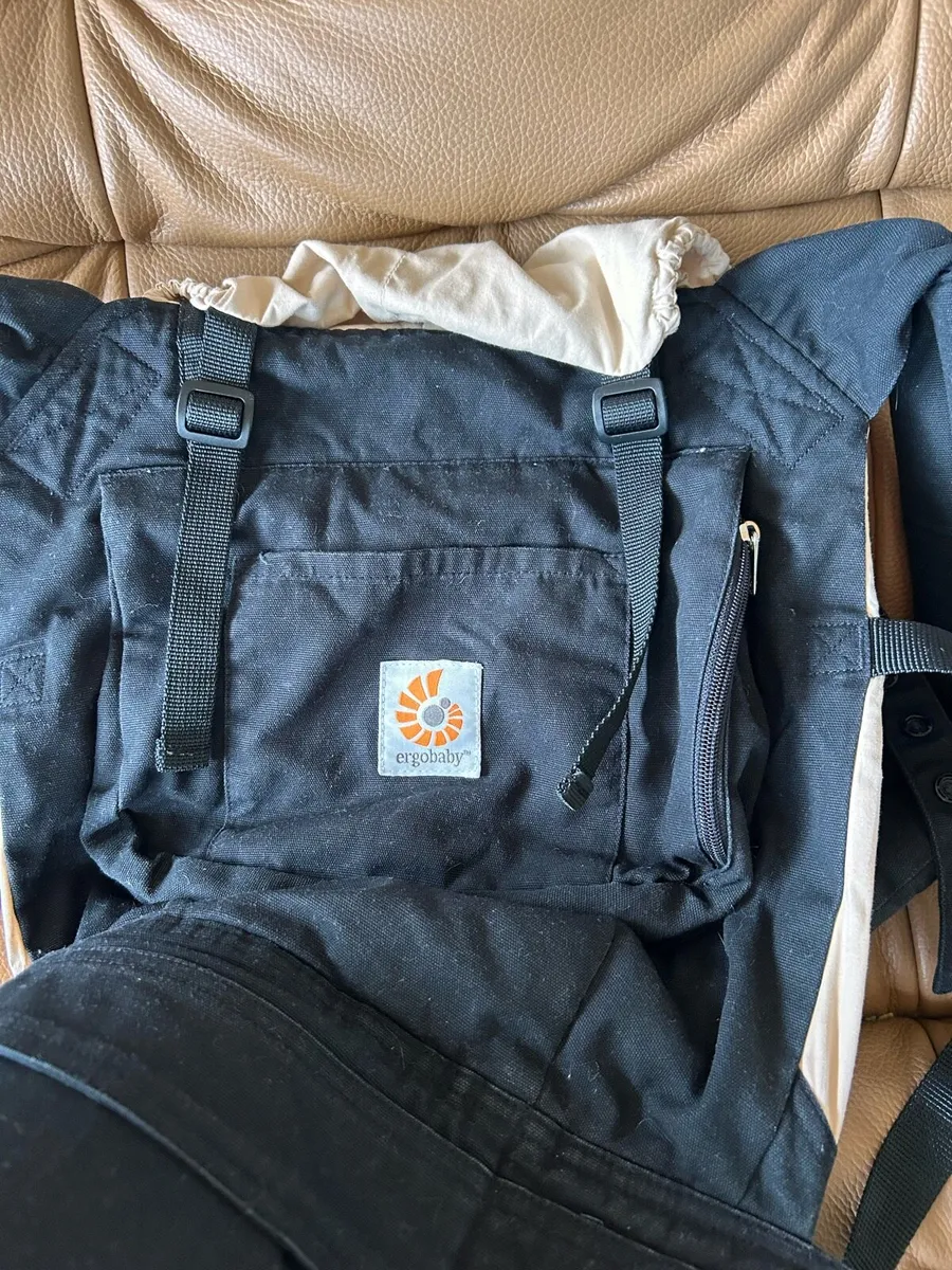 Ergobaby carrier - Image 4