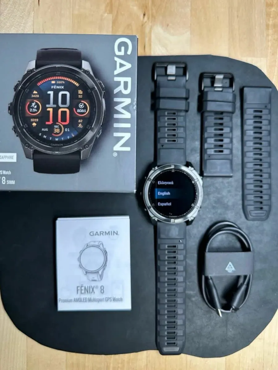 Fenix 8 - 51 mm AMOLED Sapphire - Image 1