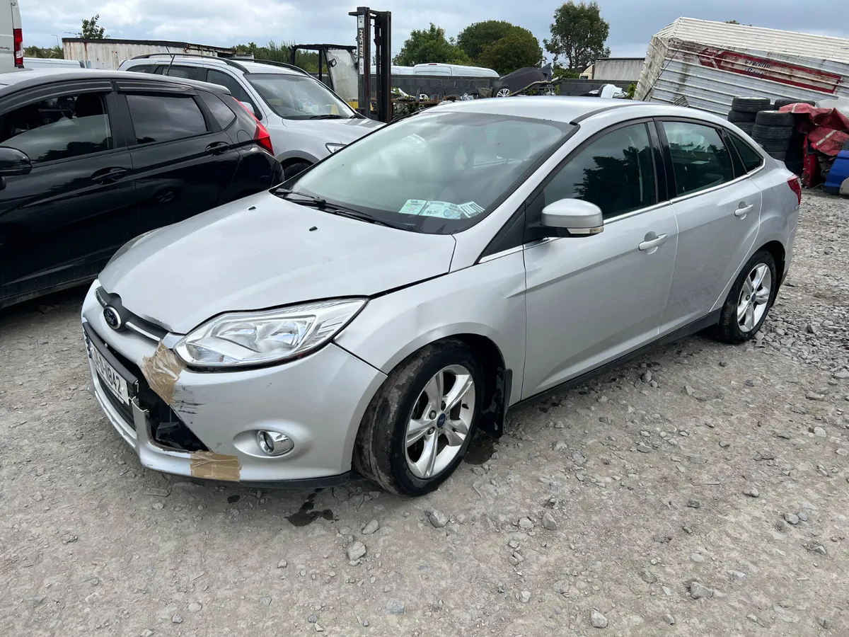 2013 Ford focus 1.6 DSL drive away - Image 3