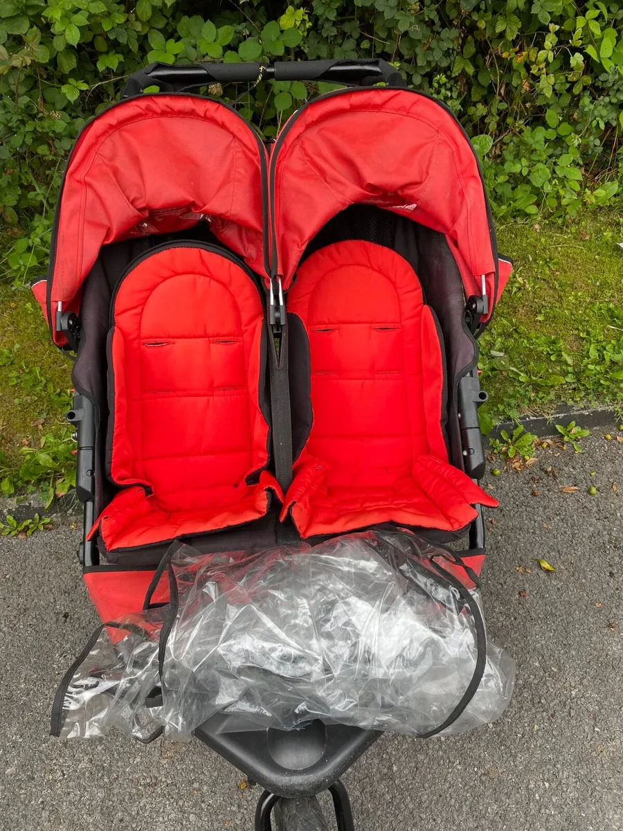 Out and About double buggy - Image 2