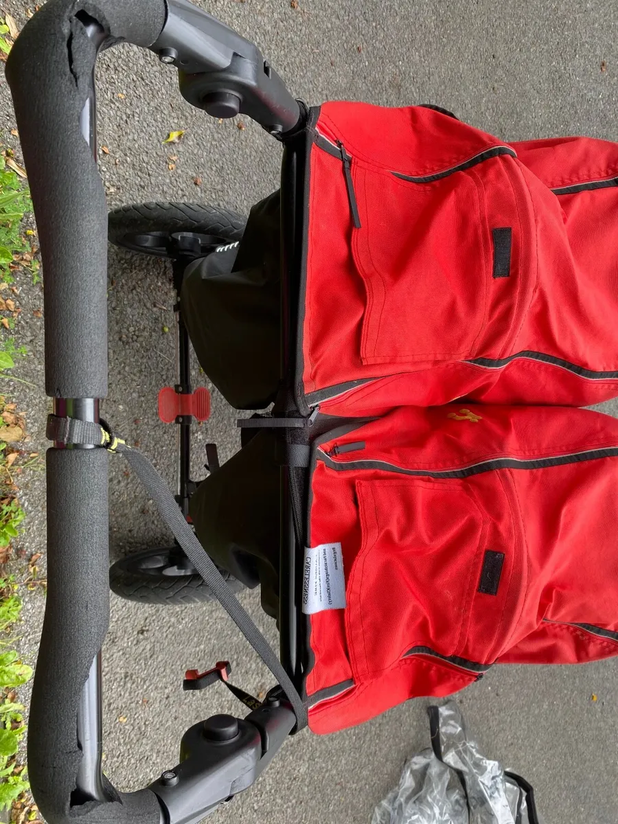 Out and About double buggy - Image 3