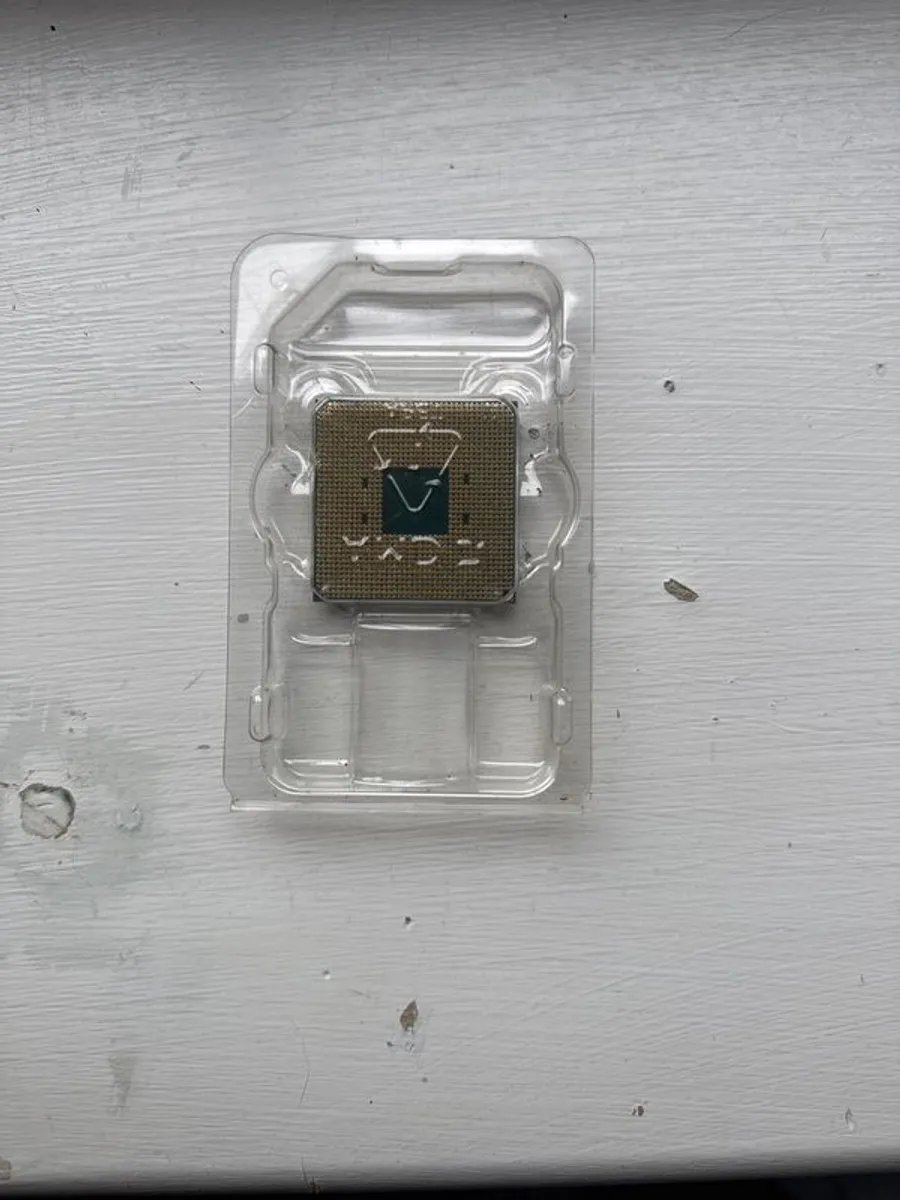 computer - Image 2