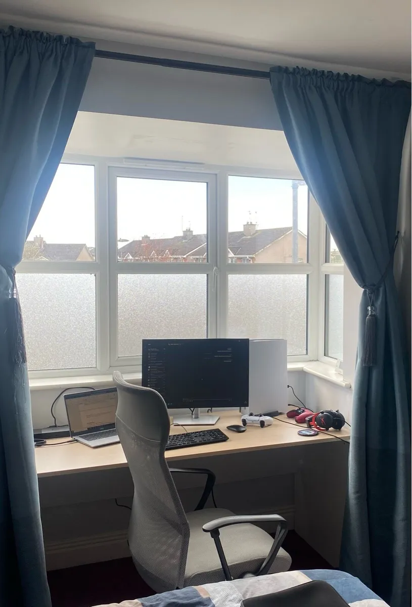 Desk - Image 1