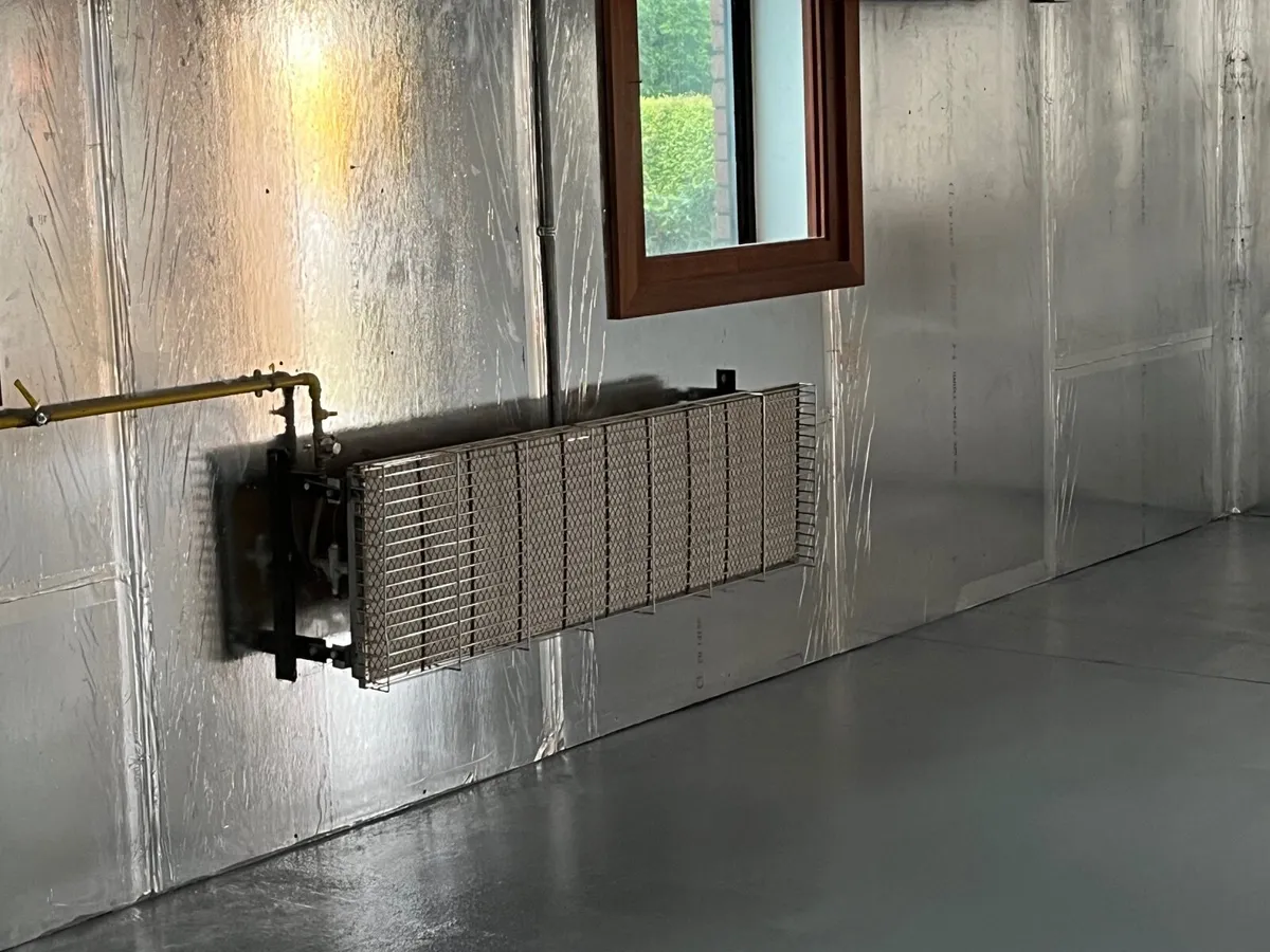 Gas heater - Image 1