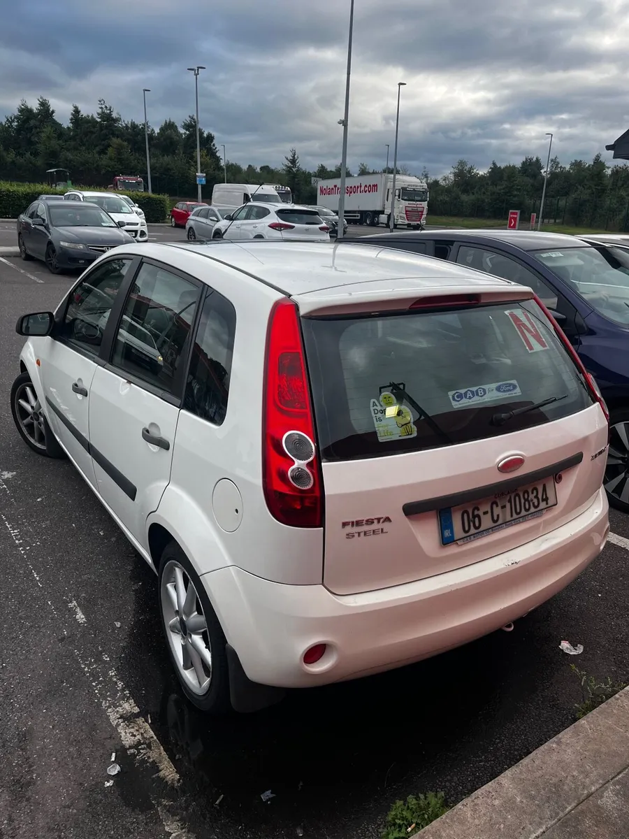 Ford Fiesta 2006 - Image 2