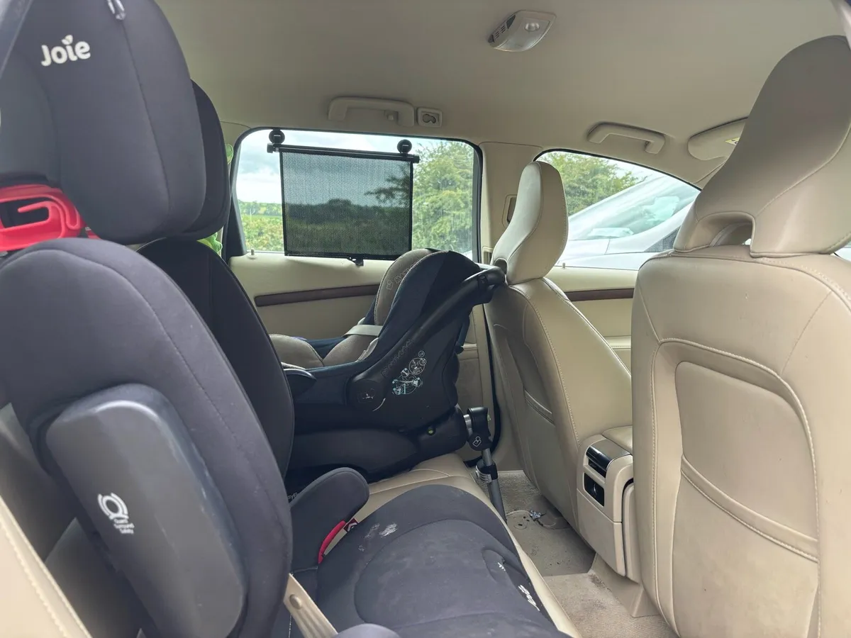 Volvo V70 161D, D4 2ltr Diesel Automatic - Image 4