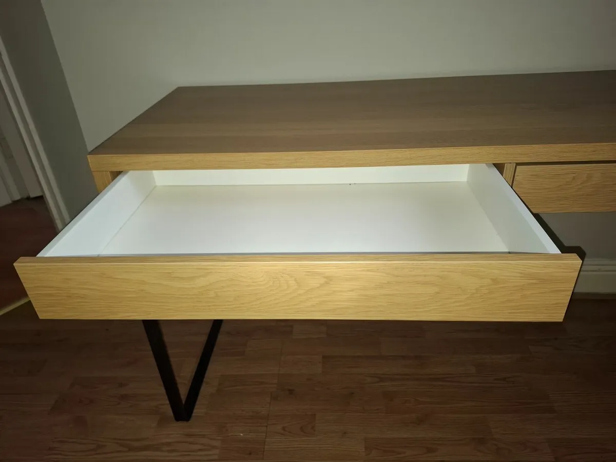 Desk - Image 2